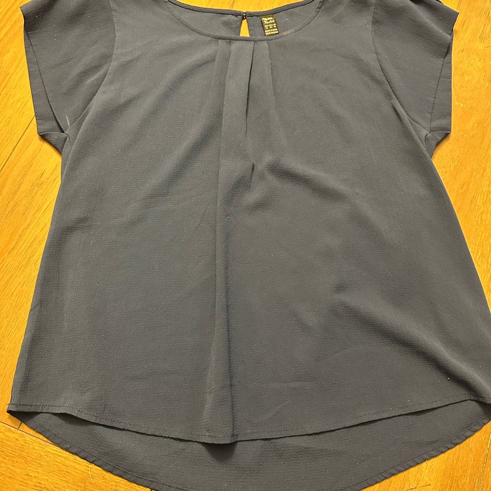 Gray Relaxed Boxy Blouse
